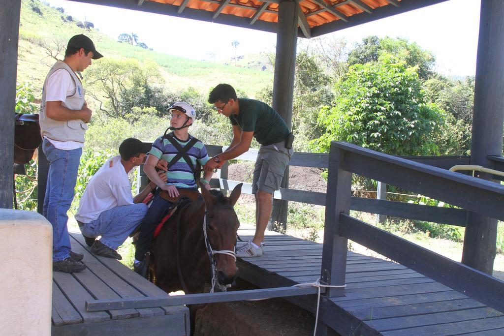 Hotel Fazenda Parque Dos Sonhos Сокорру Экстерьер фото